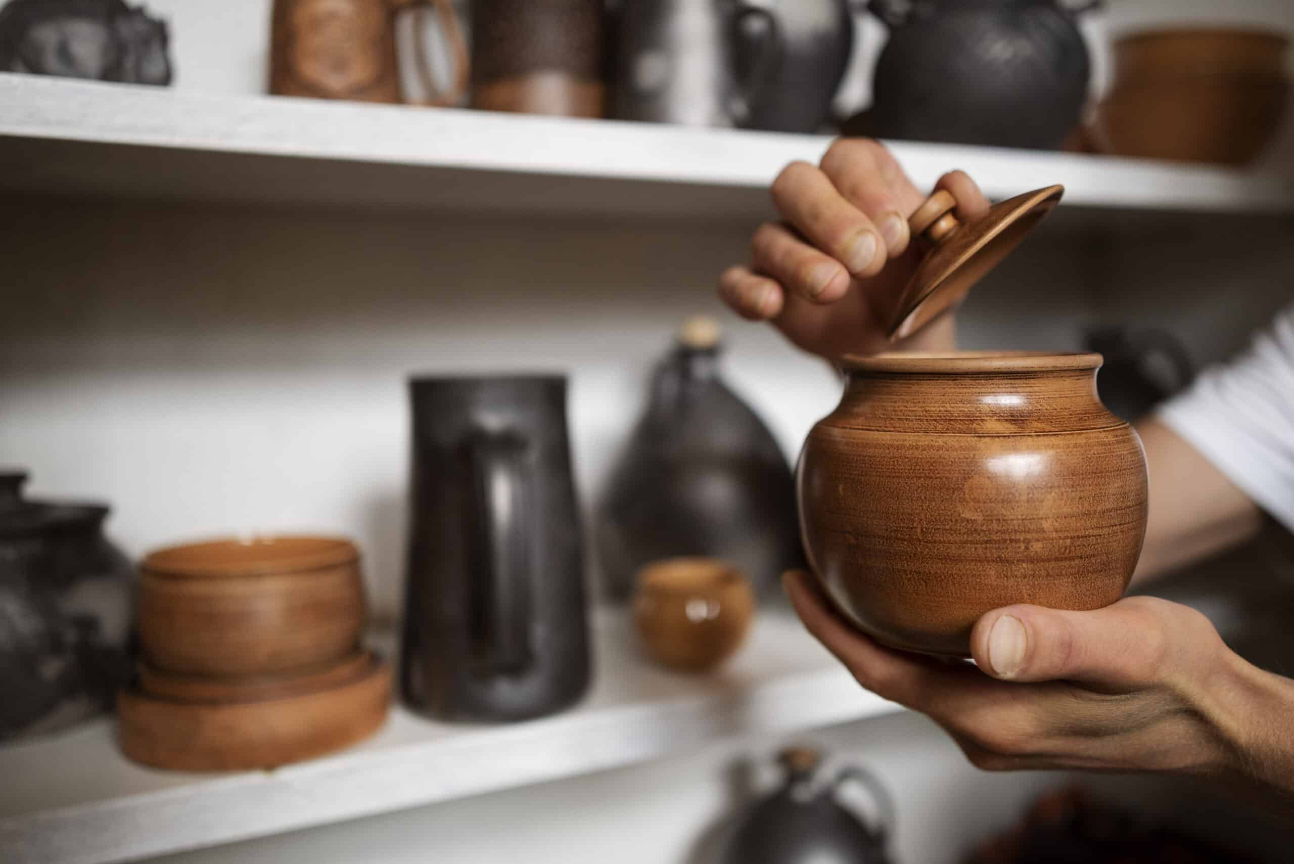 Poterie d'Art et céramique d'art
