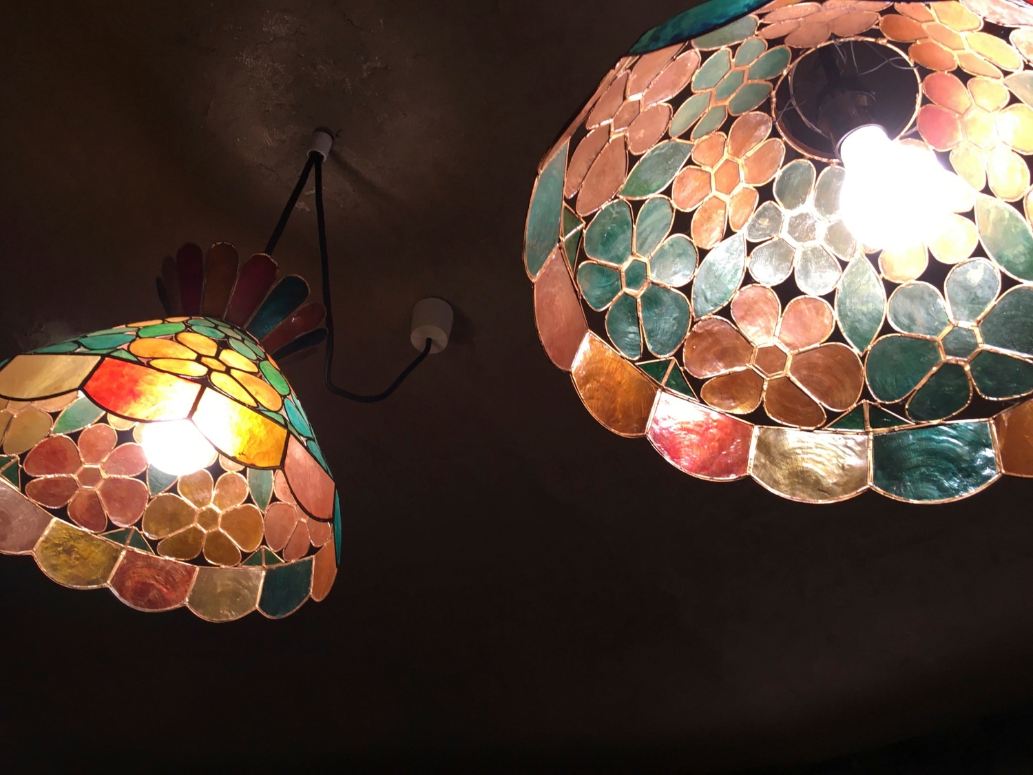 Comment Devenir Artisan d'Art Luminaire : Guide Complet