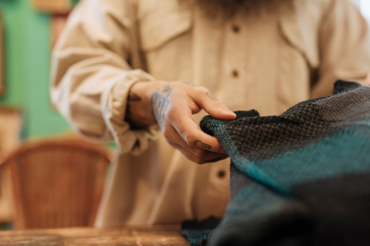 Comment Devenir Artisan d'Art du Textile : Guide Complet