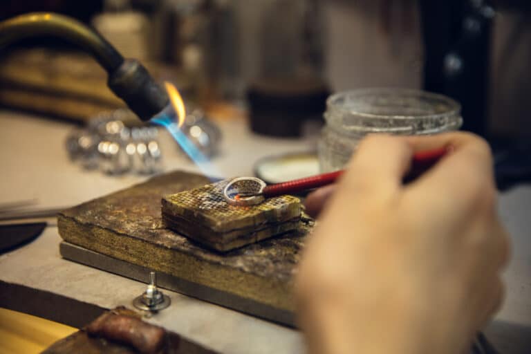 Les métiers d'art : Bijouterie, Joaillerie, Orfèvrerie, Horlogerie