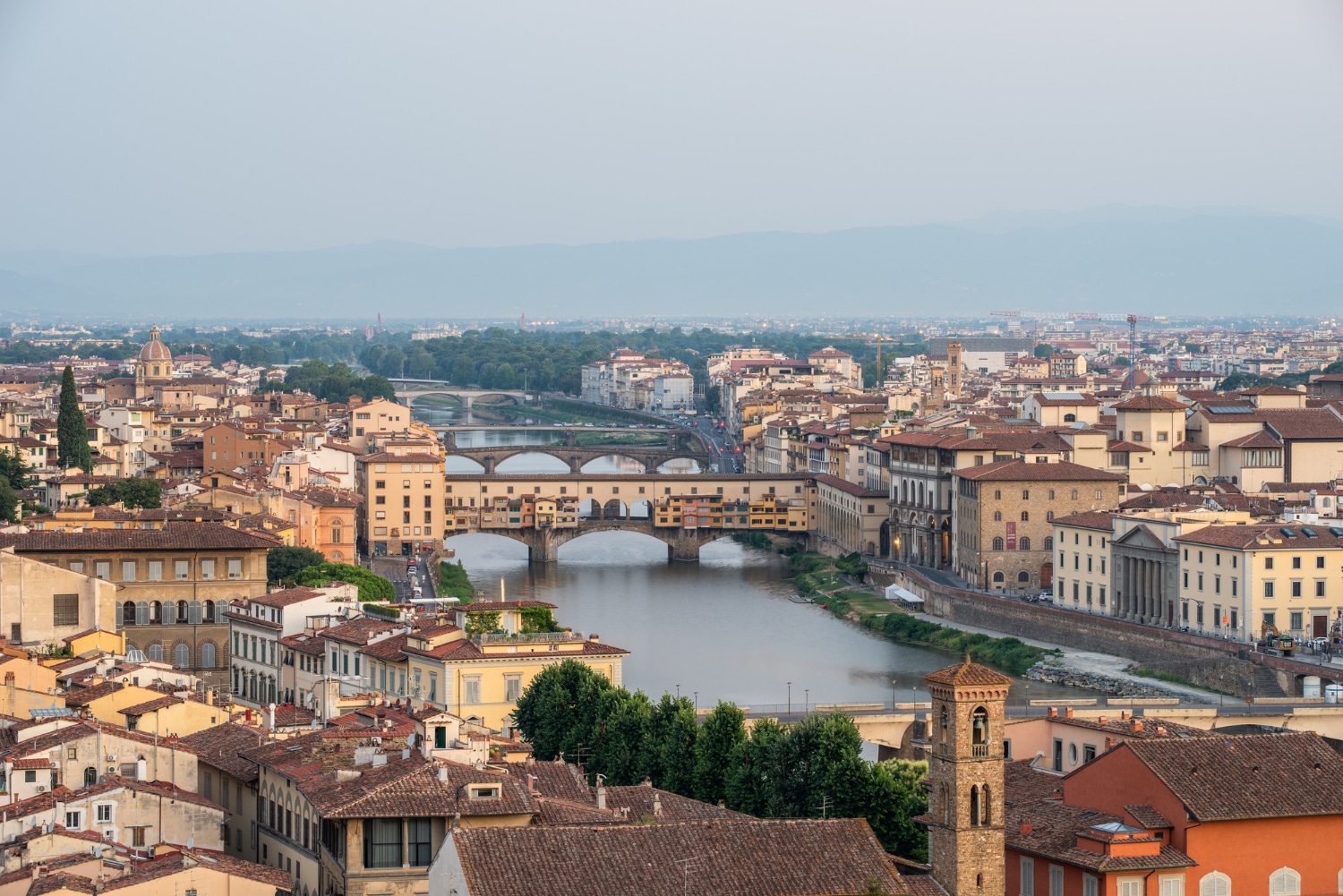 L'Artisanat d'Art à Florence, Italie : Un Trésor de Savoir-Faire et de Tradition