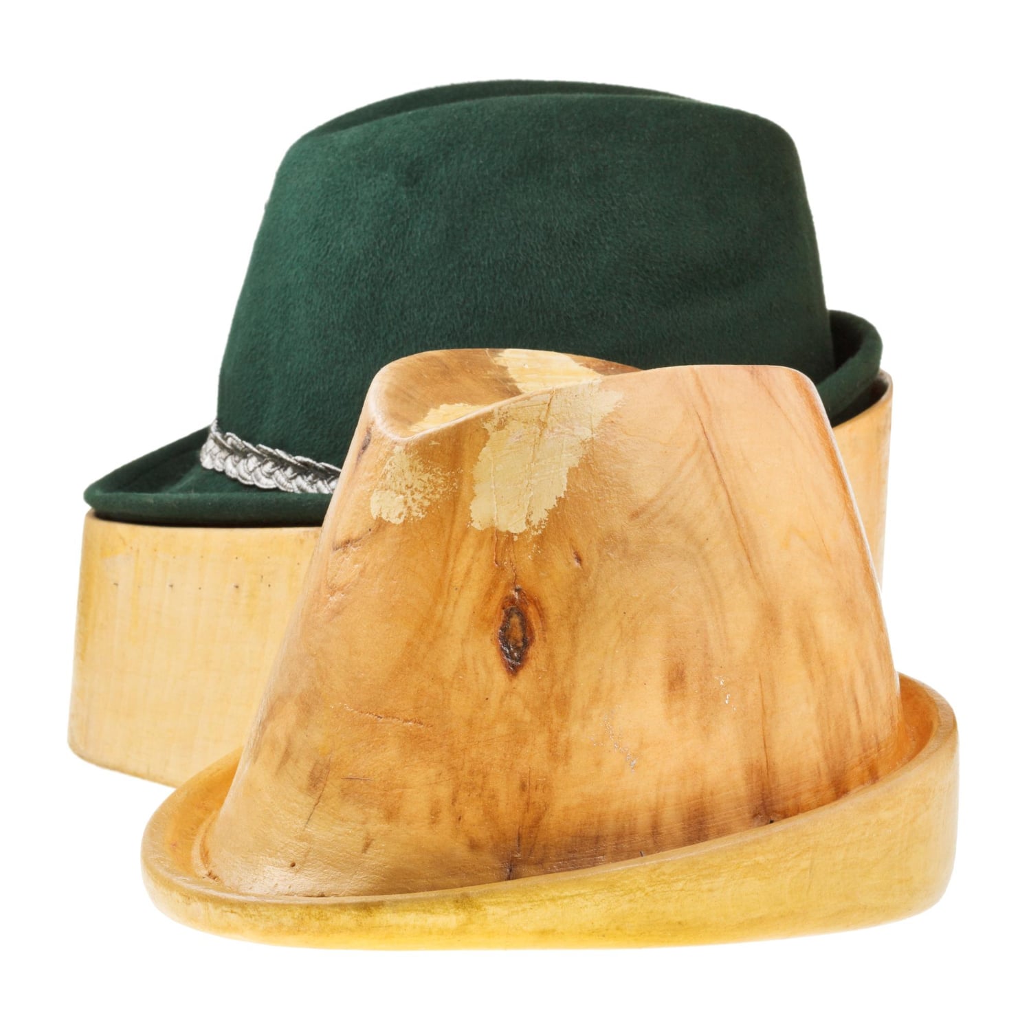 Le chapeau à travers les siècles