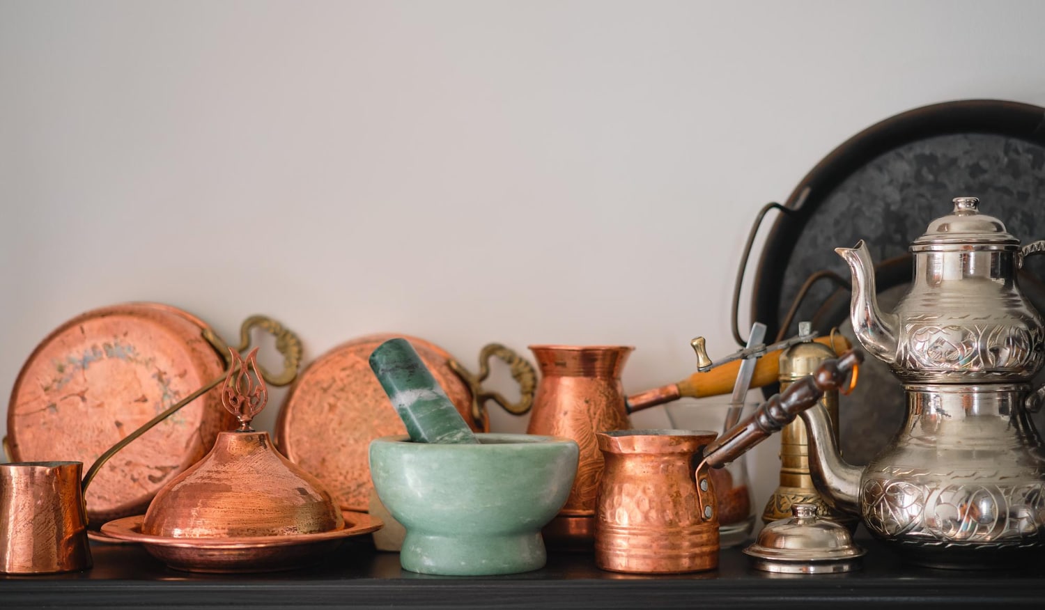 Bronze, laiton, cuivre ou régule : reconnaître son objet avant de le nettoyer