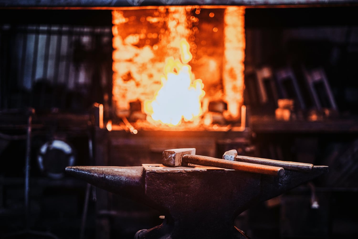 Le geste de forge : le feu, la chaude et les opérations de base - Artisanat d'art